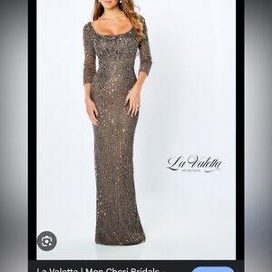 NWT MON CHERI LA VALETTA beaded gown with optional sleeves in lead, size small